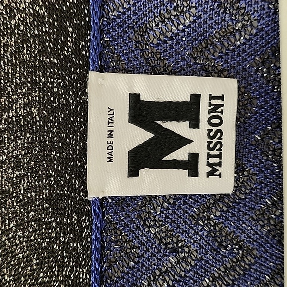 M by Missoni Women's Blue Metallic Ruffle Zig Zag Cold Shoulder Top Size Large - Picture 7 of 16